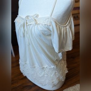America rag- white crochet detail blouse
